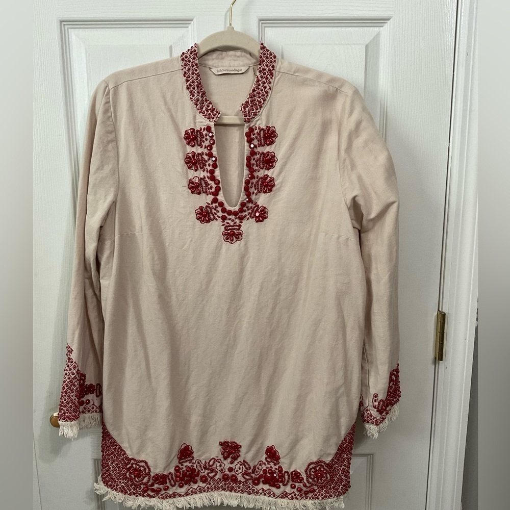 Soft Surroundings tunic tip. Beaded. Linen. Size M.